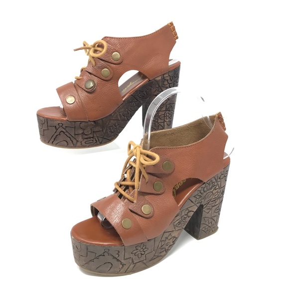Free People Shoes - FREE PEOPLE FARRAH PLATFORM LEATHER SANDAL